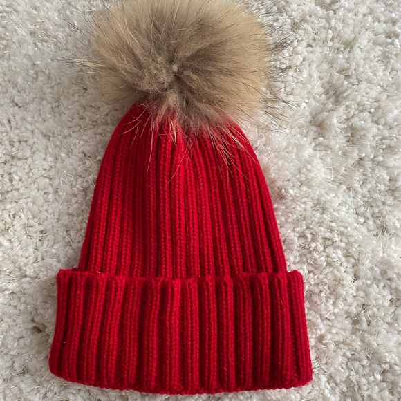 Accessories - Red beanie with brown puff